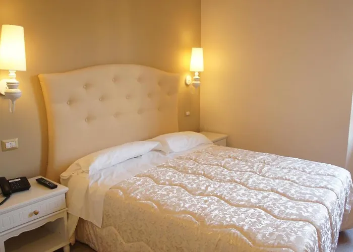 Hotel Aurora